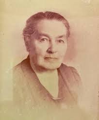 Fanny Hirsch's Instagram, Twitter & Facebook