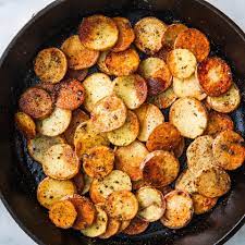 The Easiest Way To Pan Fry Potatoes Without Burning Them Recipe Fried Potatoes Recipe How To Cook Potatoes Pan Fried Potatoes
