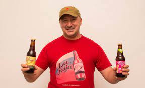 La cerveza roja más conocida es la variedad llamada scotch ale. La Roja La Cerveza Hecha Por Exguerrilleros Colombianos Que Sabe A Paz Rt