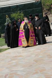 Ιερά μονή των αγίων θεοδώρων στρατιάς. Proskynhmatikh Episkepsh Toy Geronta Efraim Sthn Iera Monh Agiwn Pantwn Beroias Pemptoysia