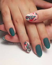 1 40 mejores diseños de uñas con flores 2021. Unas Cortas Con Disenos De Flores Minimalistas Que Te Encantaran En 2021 Manicura De Unas Unas Decoradas Con Flores Decorados Para Unas Cortas