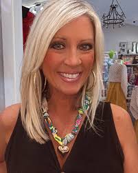 Big and bold elephant charm necklace