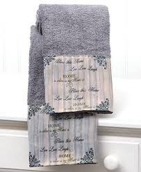 Inspirational Live Laugh Love Bath Collection In 2020 Floral Bathroom Hand Towels Lotion Pumps