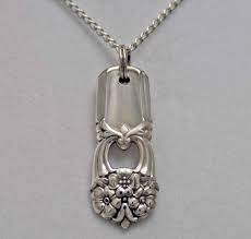 45 teile mit verschiedenen teilen drin löffel gabel etc. Schmuck Basteln Ideen Fur Individuelle Geschenke Zum Muttertag