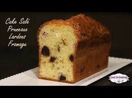 Recette De Cake Sale Aux Pruneaux Lardons Et Fromage Youtube En 2020 Recette Cake Recette Cake Sale Cake Sale