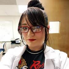 Naomi Hogan's Instagram, Twitter & Facebook