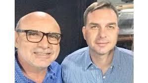 Resultado de imagem para IlustraÃ§Ã£o: Assessores dos Bolsonaros