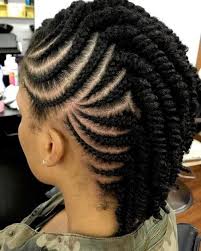 Frisuren 2020 Hochzeitsfrisuren Nageldesign 2020 Kurze Frisuren Natural Hair Salons Side Braid Hairstyles Braids For Short Hair