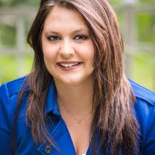 Amanda Cavanaugh's Instagram, Twitter & Facebook