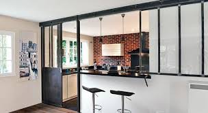 Vous Revez D Une Cuisine Ouverte Decouvrez Cette Renovation A L Esprit Industriel Une Cloison Semi Cuisine Verriere Cuisine Ouverte Verriere Cuisine Ouverte
