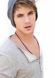 Minerva Woods's Instagram, Twitter & Facebook