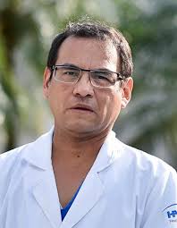 Dr. Julio César Robledo Pascual