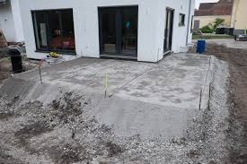 Ein Haus Fur Den Zwerg Seite 4 In Paderborn Und Mit Garten Bitte Terrasse Planen Holzterasse Garten Terrasse Anlegen