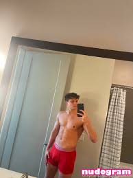 itsjustparker Гола изтичане OnlyFans снимка 18 - Nudogram v2.1