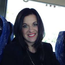 Emerald Lopez (@EmeraldLopez123)