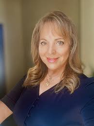 Ormond Beach resident Lisa Passi publishes book