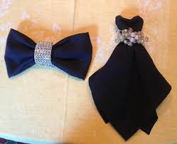 Pliage Serviette Nouvel An Facile 50 Idees Testees Et Approuvees Pliage Serviette Pliage Serviette Robe Pliage Serviette Mariage