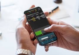 Berbeda dengan trading saham, karena trader tergerak mengeruk untung dari pergerakan harga saham dalam waktu singkat. Dengan 6 Trik Ini Kamu Berpeluang Untung Besar Dari Main Saham Online