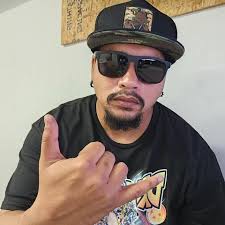 Toyota Tacoma owners sharing their vehicle experiences and modifications