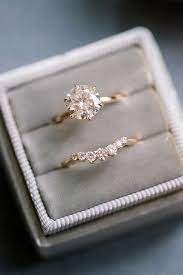 Styles De Bague De Fiancailles Fixes Ultimes Achetez En Un Maintenant Achetez Ailles Bague F Bague De Fiancailles Tendance Bague Mariage Bague Fiancaille