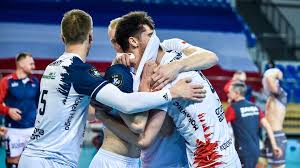 Zawody zostały przełożone w związku z katastrofą samolotu prezydenckiego pod smoleńskiem. Zaksa Trentino Droga Do Finalu Ligi Mistrzow Wideo Polsat Sport