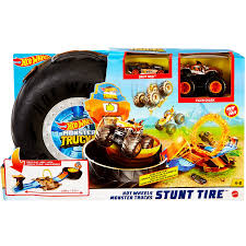 Usually 12 feet tall and about 12 feet wide a monster truck must weigh a minimum of 10000 pounds with some monster trucks weighing as much as 12000 pounds. Hot Wheels Monster Trucks Stunt Tire Play Set Big W
