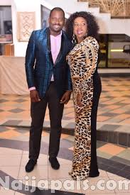 Desmond elliot wife met him in during fellowship where they were both members of. Desmond Elliot With Wife Jpg Gistmania Gistmania