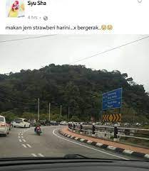 Di destinasi wisata favorit, telkomsel alami lonjakan trafik komunikasi. Facebook