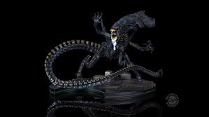 Predator was seen to evolve along these lines, molting into a queen from a praetorian stage in the final cutscene of the game's alien campaign. Kaufen Spielzeug Und Modellen Alien Q Fig Max Elite Figure Alien Queen Archonia De