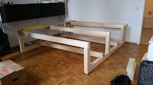 Wie Wir Uns Ein Podest Bauen Eine Diy Anleitung Butterflyfish Podest Bauen Haus Deko Bettrahmen Ideen