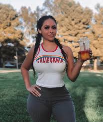 Fiorella zelaya aka misssperu│beautiful curvy american model│facts & biography│age│net worth. Pin Auf Fiorella Castaneda