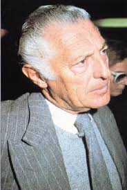 Gianni agnelli's rise to power in fiat and italy valleta remained in charge of fiat until 1966 as gianni agnelli's grandfather had intended. Pictures Of Giovanni Gianni Agnelli