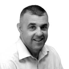 Organisational effectiveness — Biographies — Travivas