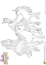 Coloriage Barbie Et La Porte Secrete Rencontre Avec Les Lico Coloriage Barbie Coloriage Licorne Coloriage
