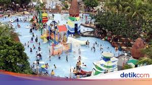 Suasana sekolahnya sangat natural dan nyaman buat belajar. Ini Dia Liburan Untuk Anak Juara