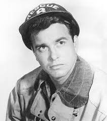 Louis Faust's Instagram, Twitter & Facebook