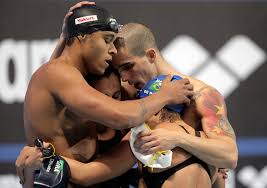 In his third olympic final, bruno fratus, finally, fulfilled his childhood dream and won a medal by taking bronze in the 50m freestyle at the tokyo 2020 olympics, this saturday night (31). Daynara De Paula Bruno Fratus Matheus Santana Larissa Oliveira Daynara De Paula And Bruno Fratus Photos Zimbio