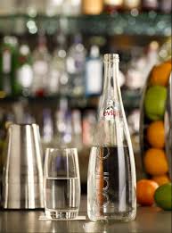 4.5 out of 5 stars 13. Evian 750ml Still Glass Water Aquamaestro Com