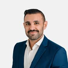 Does anyone know of an organizing service?