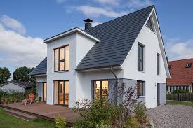 Hauser Individuell Geplant Und Massiv Gebaut Baumeister Haus Haus Haus Aufstocken
