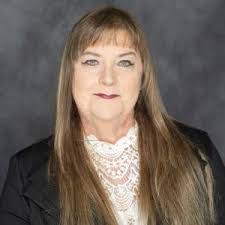 Dawn Mobley's Instagram, Twitter & Facebook