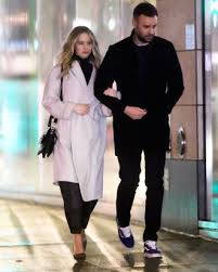 Cooke, an art gallery director at manhattan's gladstone 64, was seen holding a shopping bag in one hand as he linked his other arm with jennifer lawrence reveals the one regret she has about wedding planning. A List Of Details We Know About Jennifer Lawrence S Wedding