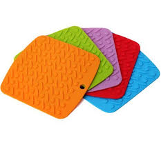 It also comes with two different style drainboards and a microfiber mat to keep. Vantiyaus Set Of 5 Non Slip Silicone Dish Drying Mat Amp High Heat Resistant Trivet Antimicrobial Potholder 6 7 X 6 8 Inch Buy Online In Bahamas At Bahamas Desertcart Com Productid 41900756