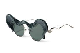 젠틀몬스터) is a south korean sunglasses and optical glasses brand founded by hankook kim in seoul in 2011. Why You Need To Know About Korean Eyewear Brand Gentle Monster Vogue
