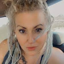 Holly Borgerding's Instagram, Twitter & Facebook