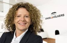 Helga Ebert's Instagram, Twitter & Facebook