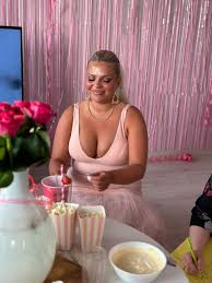 Janina, 29, laihtui 20 kiloa ja nyt hänen ulkonäköään kommentoidaan jopa  kadulla: ”Järkyttävää” - Ilta-Sanomat