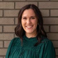 Alexandra Newcomb's Instagram, Twitter & Facebook