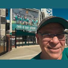 HEY ARE YOU OLD SCHOOL? Do you not know technology and can't keep your  business up to speed, let me help you automate it! Everything from you web  design, social medias, marketing,