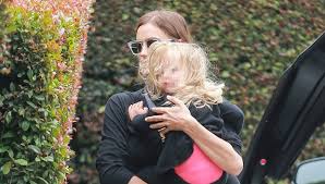 Prior to this week, bradley and irina had last been seen together in february as they attended a british vogue event. Irina Shayk Holds Daughter Lea On Outing Minus Dad Bradley Cooper Hollywood Life